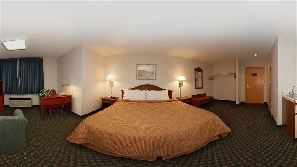 Baymont By Wyndham Latham Albany Airport Otel Dış mekan fotoğraf