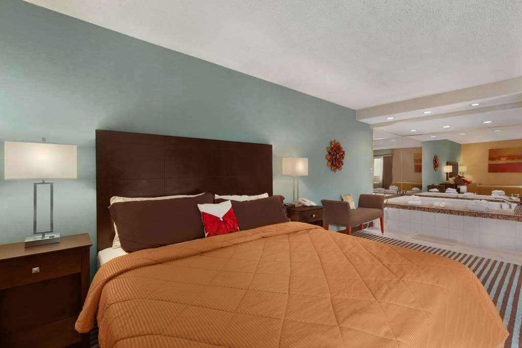 Baymont By Wyndham Latham Albany Airport Otel Oda fotoğraf