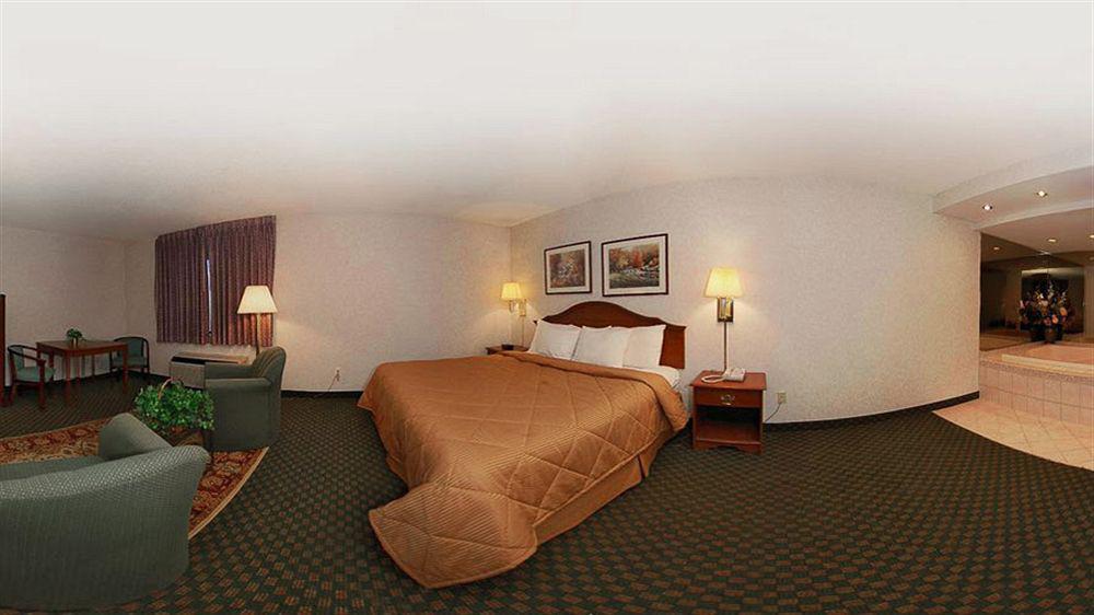 Baymont By Wyndham Latham Albany Airport Otel Dış mekan fotoğraf
